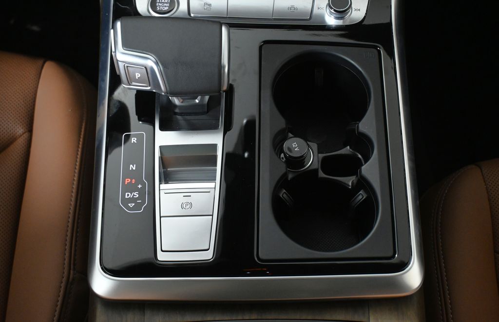 Thumbnail: 2025 Audi Q7 - 23