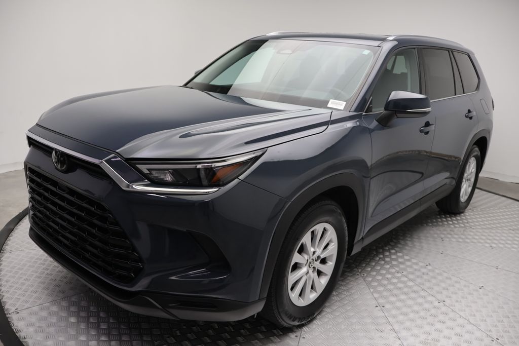 Thumbnail: 2025 Toyota Grand Highlander - 2