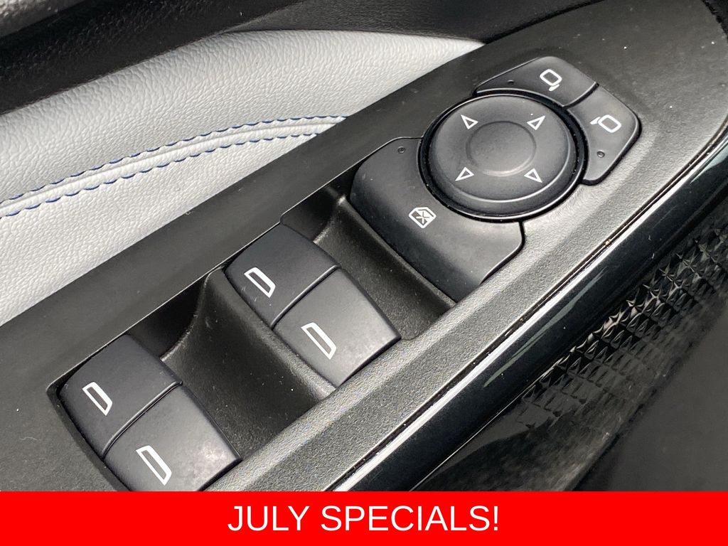 Used 2025 Chevrolet Trax SUV