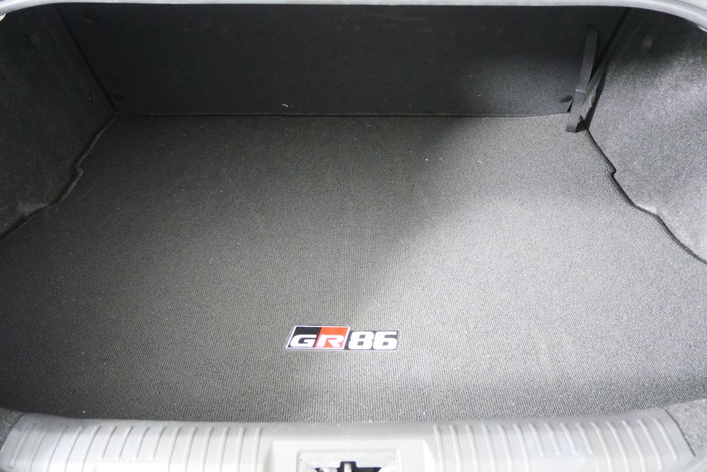 Thumbnail: 2024 Toyota GR86 - 15