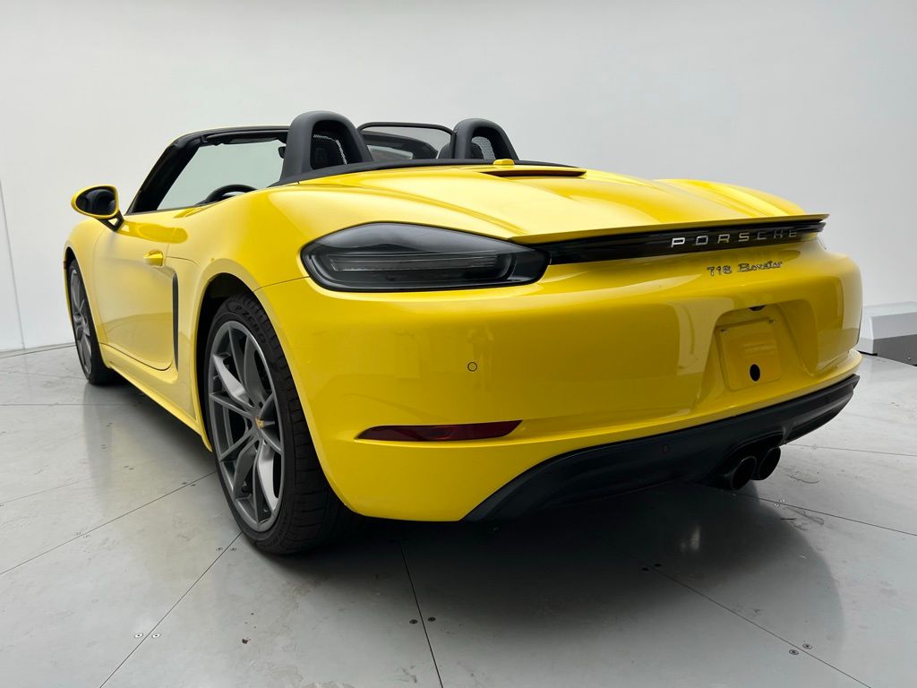 Thumbnail: 2019 Porsche 718 Boxster - 3