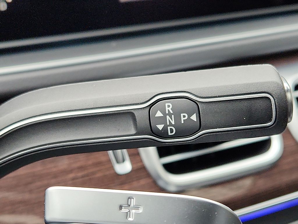 Thumbnail: 2026 Mercedes-Benz GLE - 10