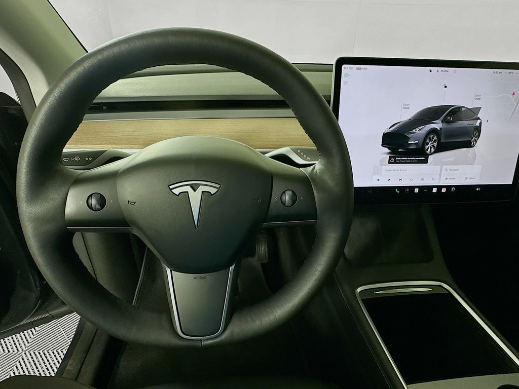 Thumbnail: 2023 Tesla Model Y - 11