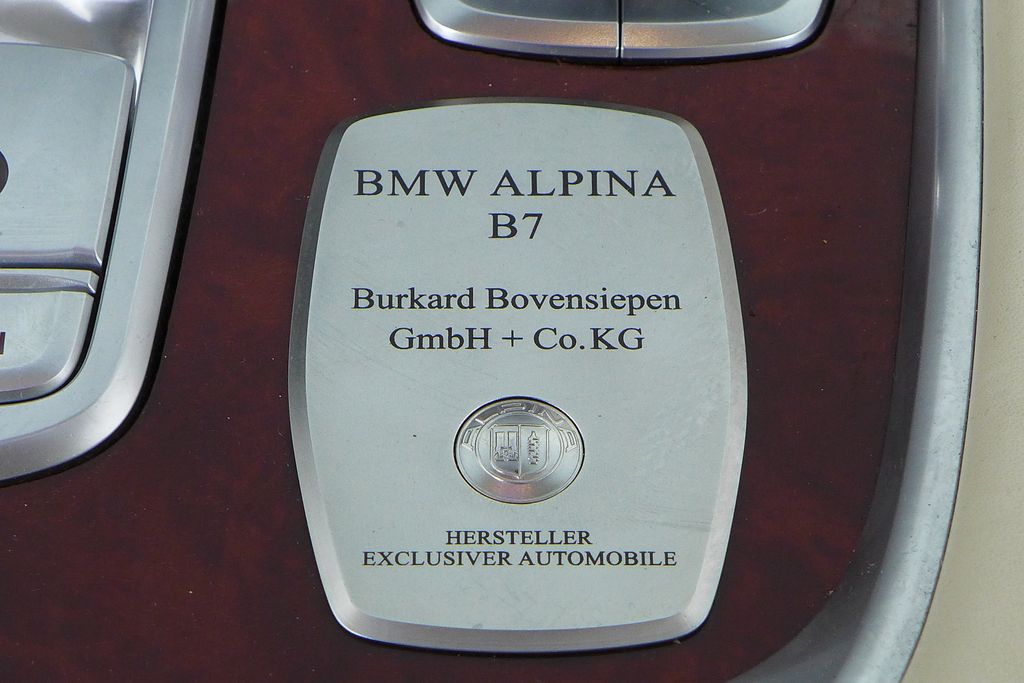 Thumbnail: 2021 BMW 7 Series - 31