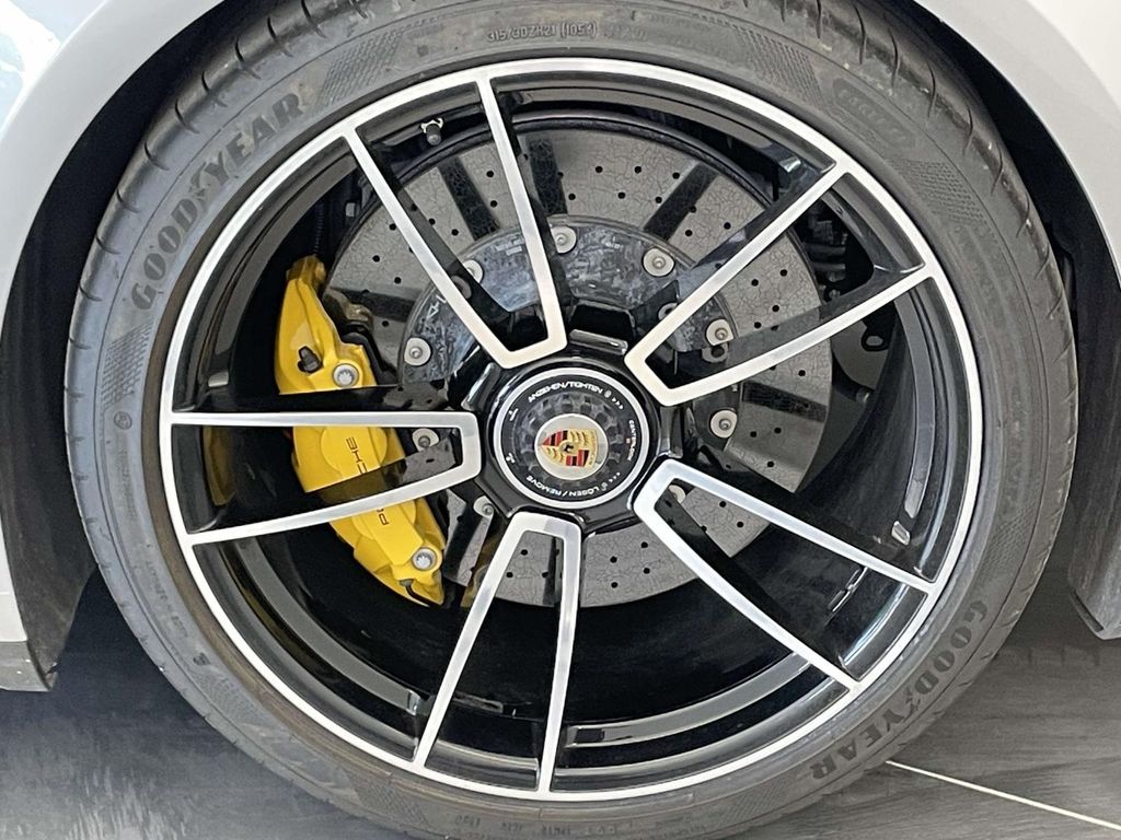 2023 Porsche 911 Turbo S - 11