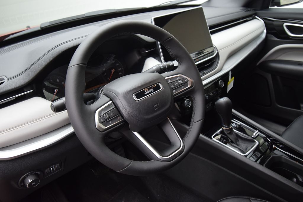 new 2026 Jeep Compass car, priced at $33,900