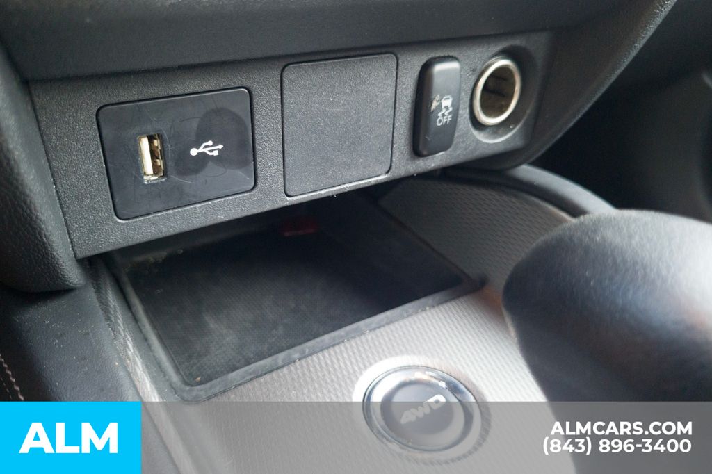 Used 2024 White Mitsubishi 2.0 ES image 32
