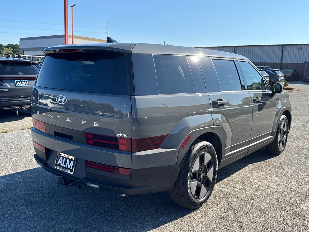 2026 Hyundai Santa Fe SE photo 4