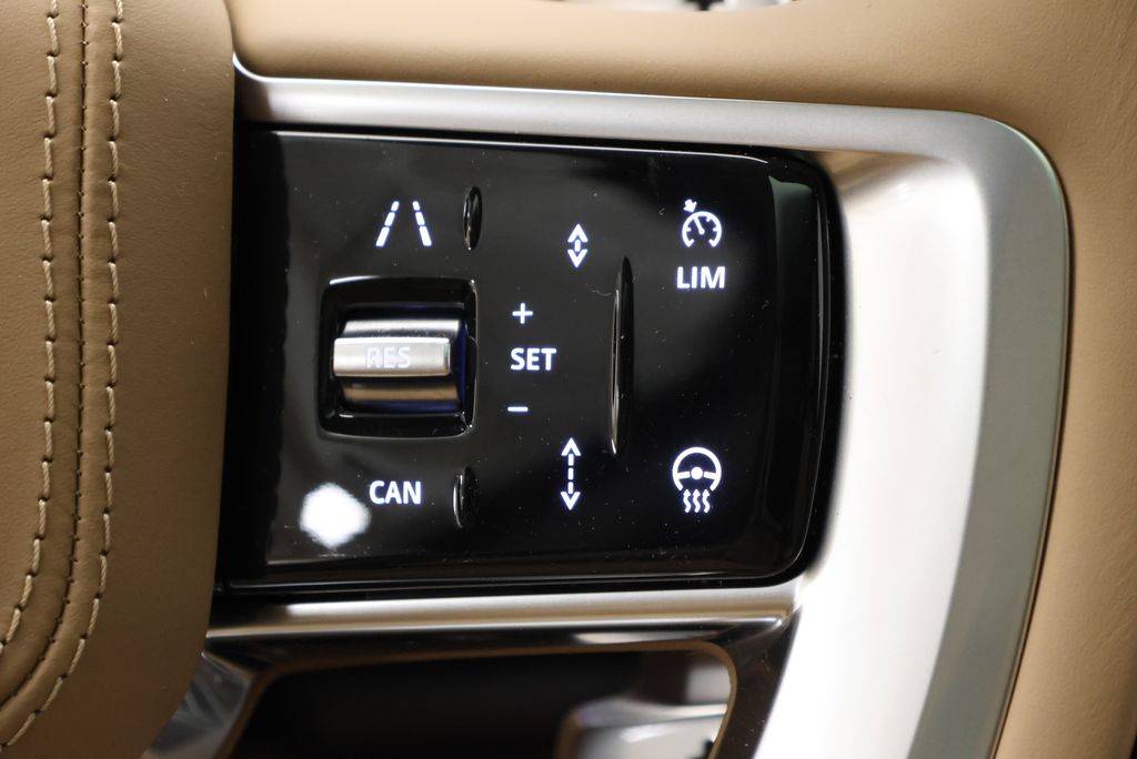 Thumbnail: 2026 Land Rover Range Rover - 19