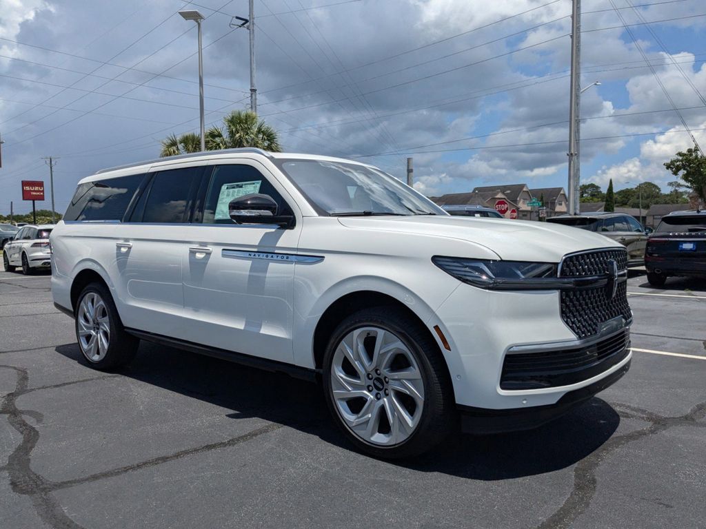 2025 Lincoln Navigator L Reserve