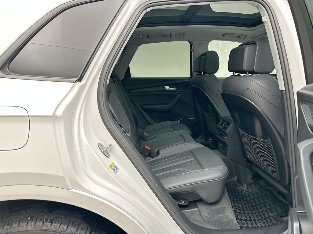 Thumbnail: 2024 Audi Q5 - 19