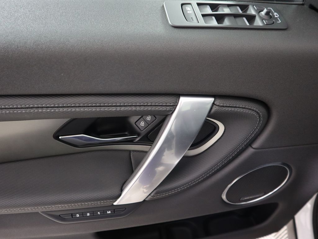 Thumbnail: 2025 Land Rover Discovery Sport - 24