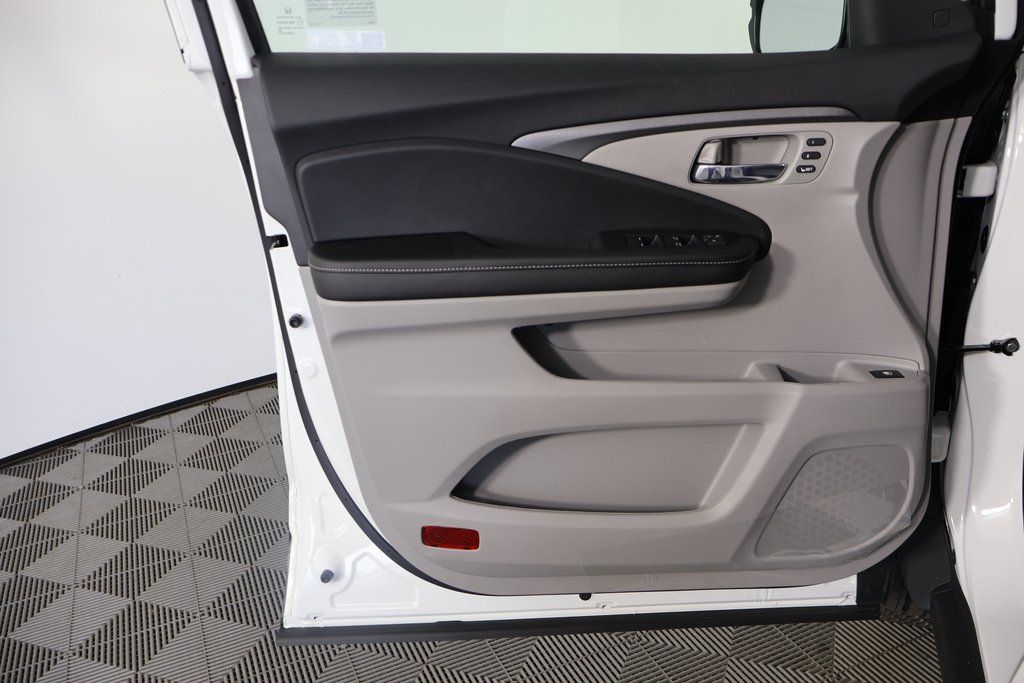 Thumbnail: 2026 Honda Ridgeline - 7