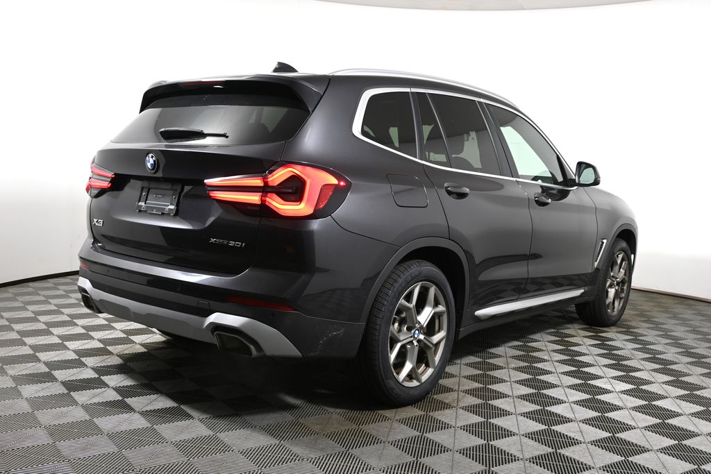 Thumbnail: 2024 BMW X3 - 10