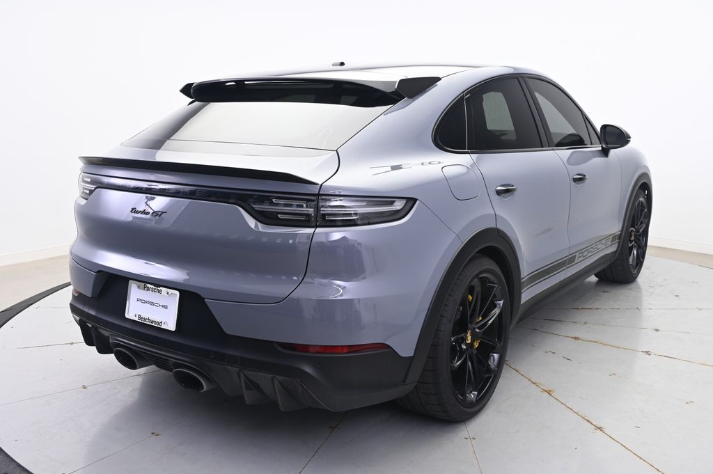 Thumbnail: 2022 Porsche  - 7
