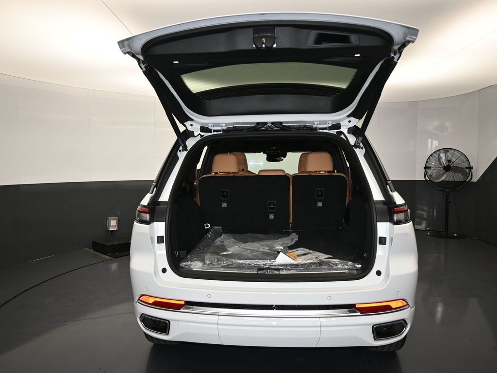 New 2025 Bright White Clearcoat Jeep Summit image 40