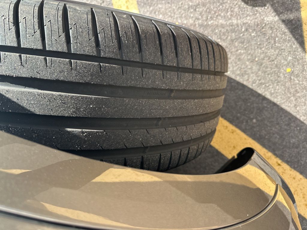 Thumbnail: 2021 Genesis GV80 - 16