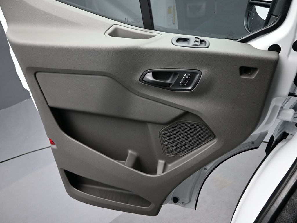2025 Ford Transit 350