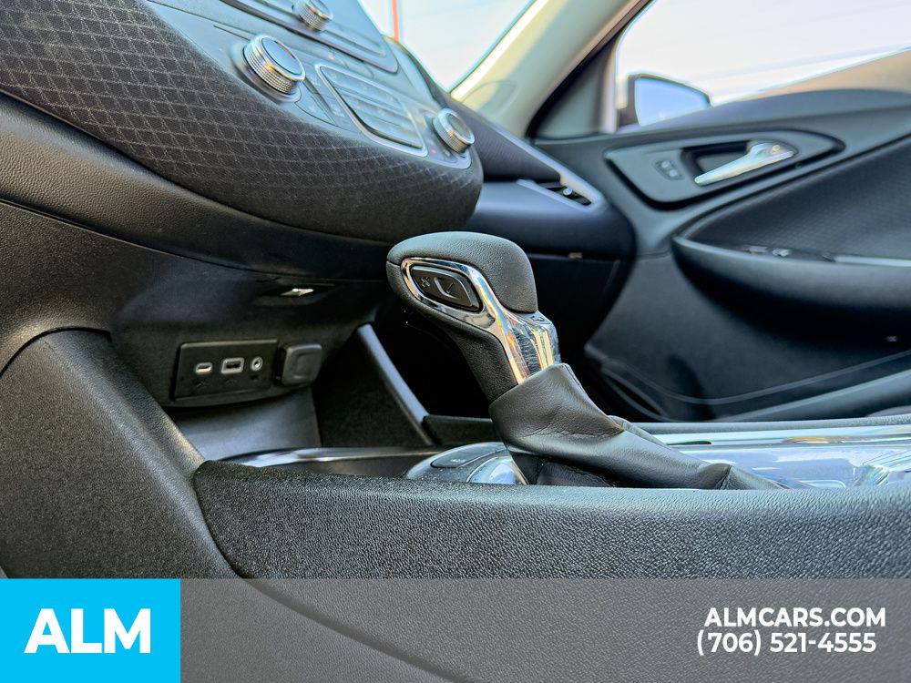 Used 2024 Gray Chevrolet LT image 22