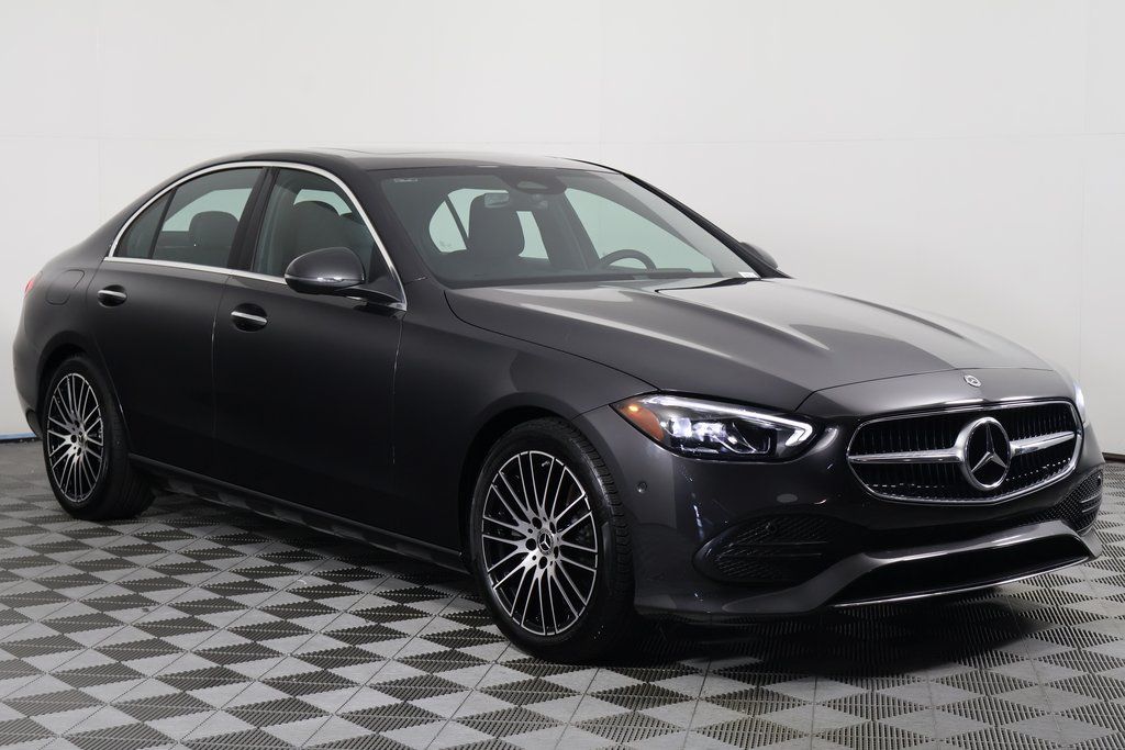 Thumbnail: 2024 Mercedes-Benz C-Class - 3