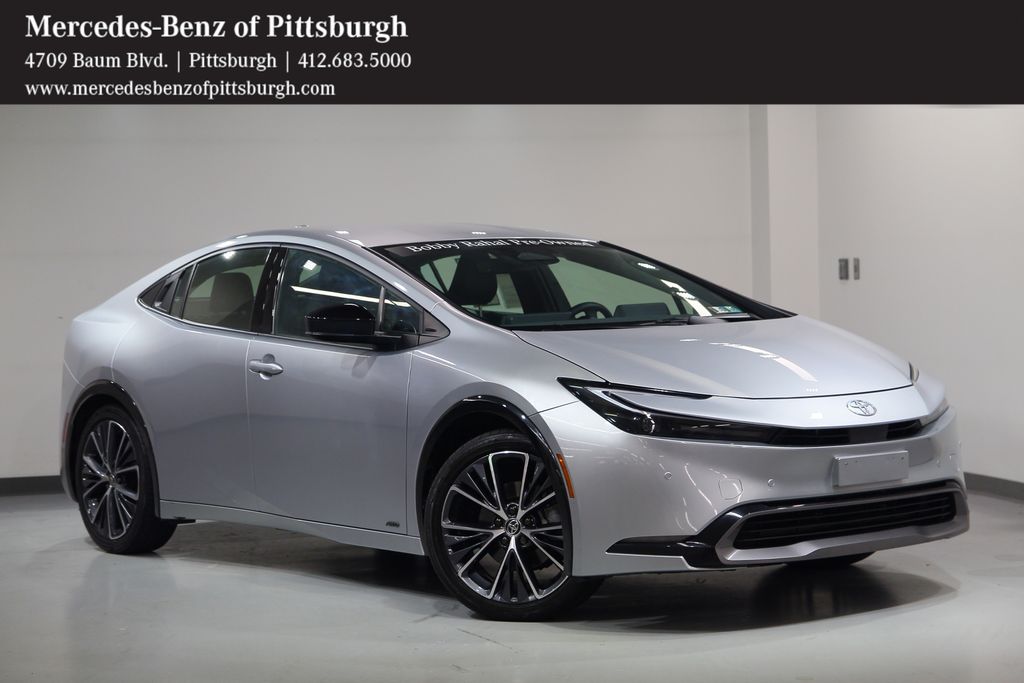  2024 Toyota Prius XLE AWD   