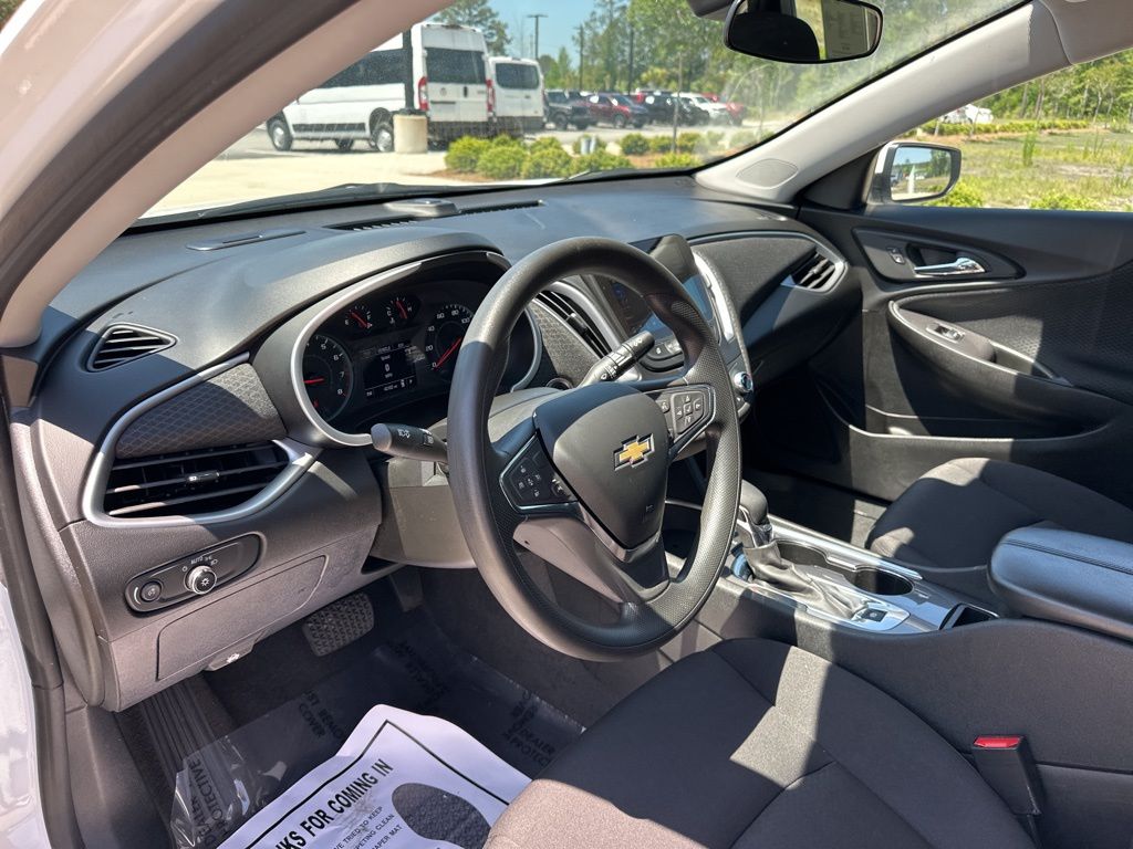2023 Summit White Chevrolet Malibu LT FWD Sedan