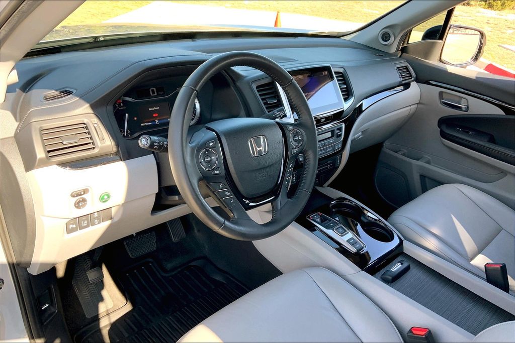 2018 Honda Pilot Touring 14