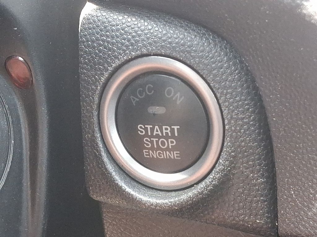 2013 Mazda Mazda3 i Touring 27