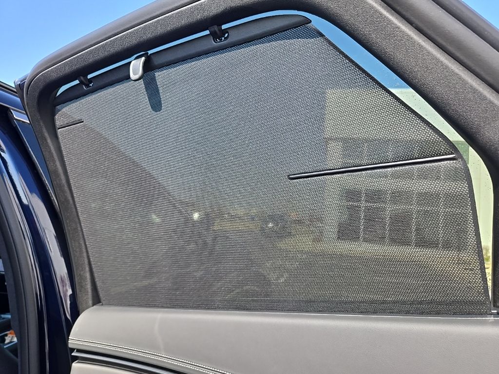 2025 Genesis GV70  22