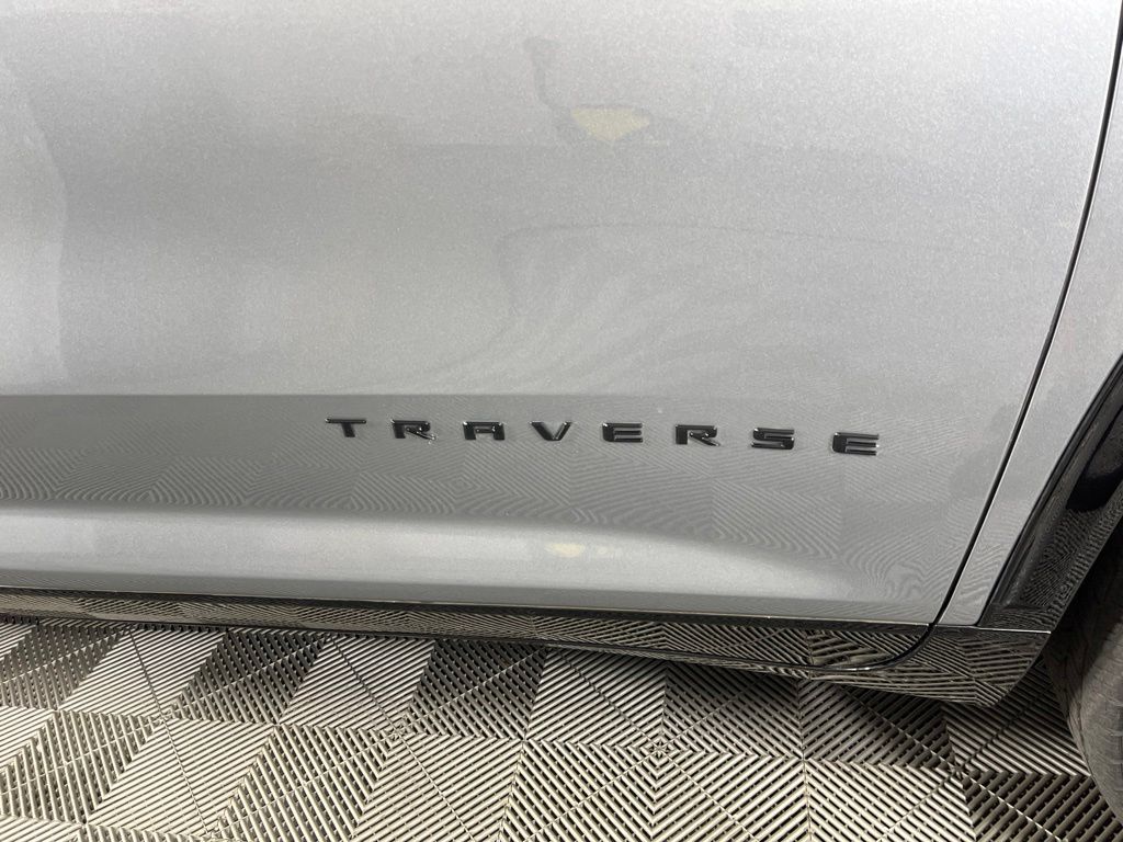 Thumbnail: 2024 Chevrolet Traverse - 12