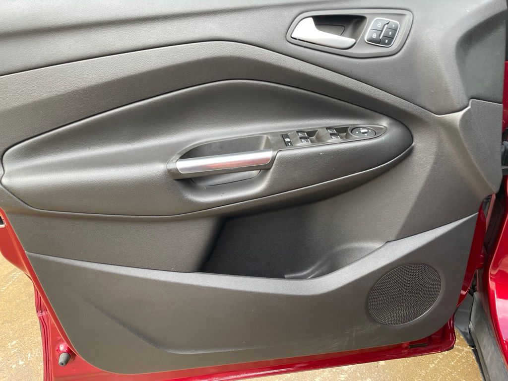 Used Car 2015 Ford Escape  Titanium For Sale Under $12,000 In Georgetown, Texas