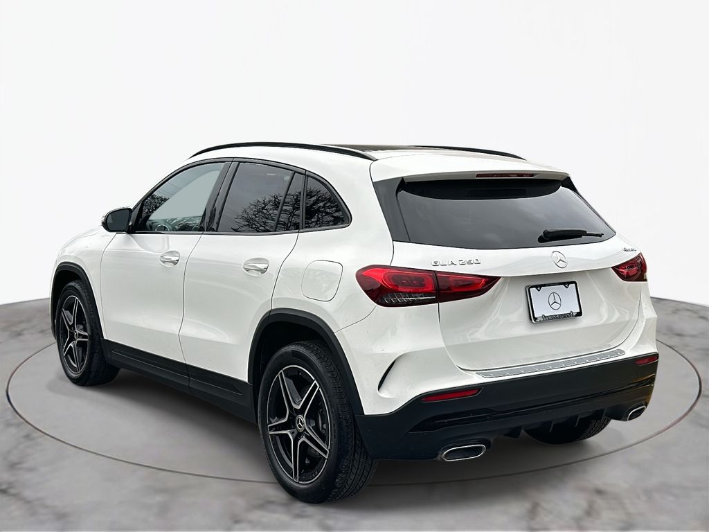 Thumbnail: 2022 Mercedes-Benz GLA - 11