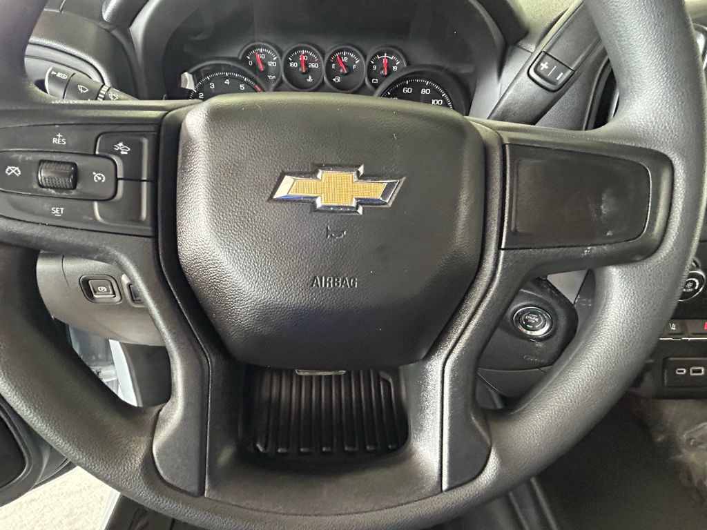 New 2026 Summit White Chevrolet Work Truck image 51