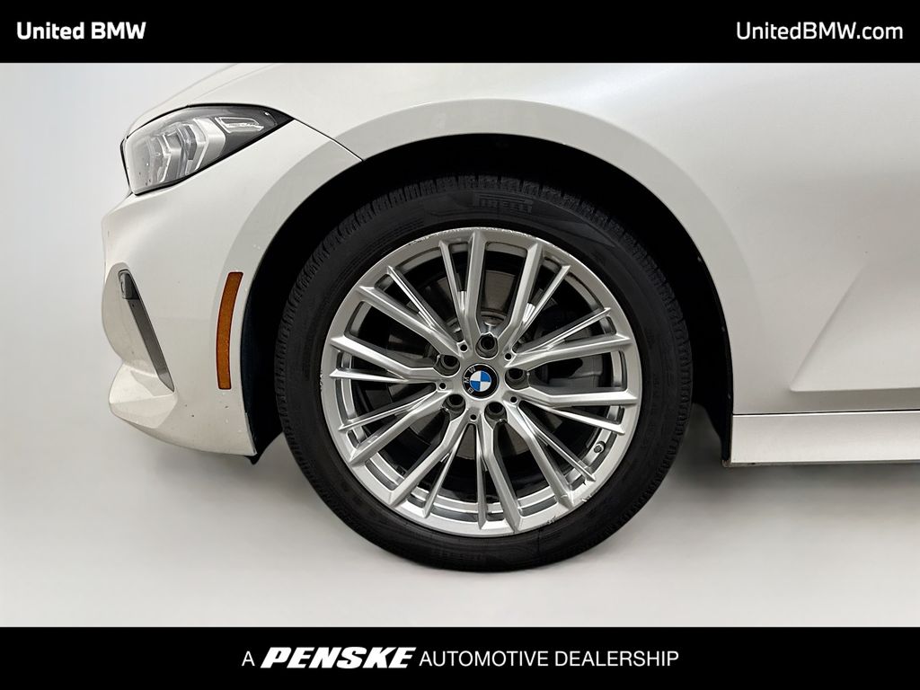 Thumbnail: 2023 BMW 3 Series - 2