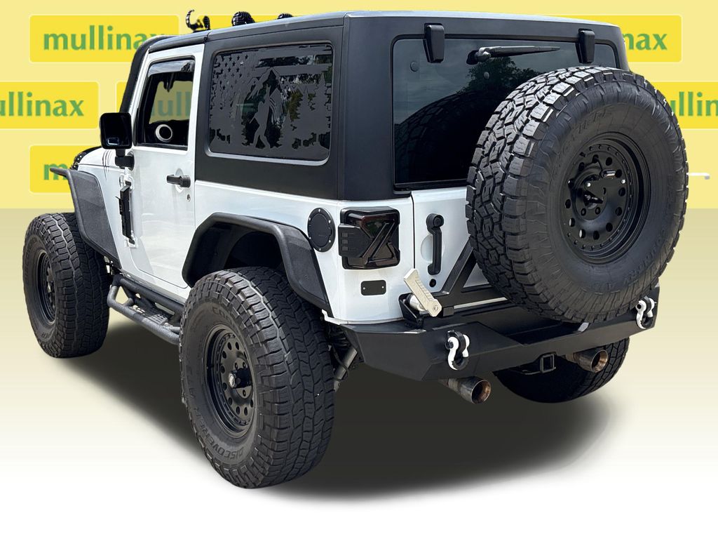 Used 2016 White Jeep Sport image 8