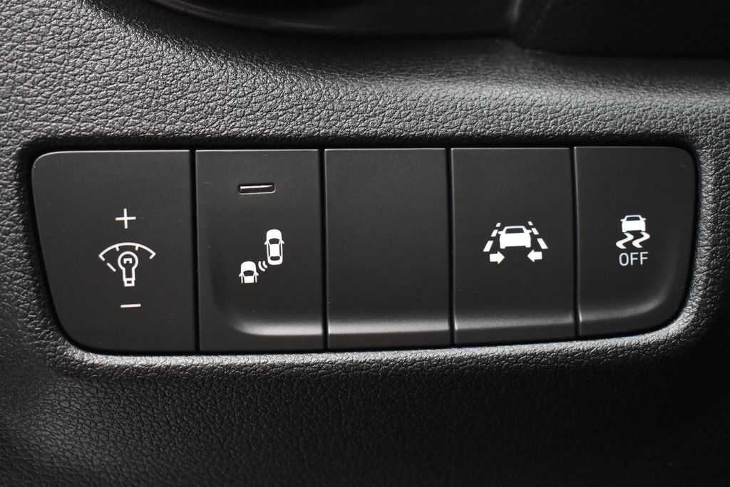 Thumbnail: 2019 Hyundai Kona - 16