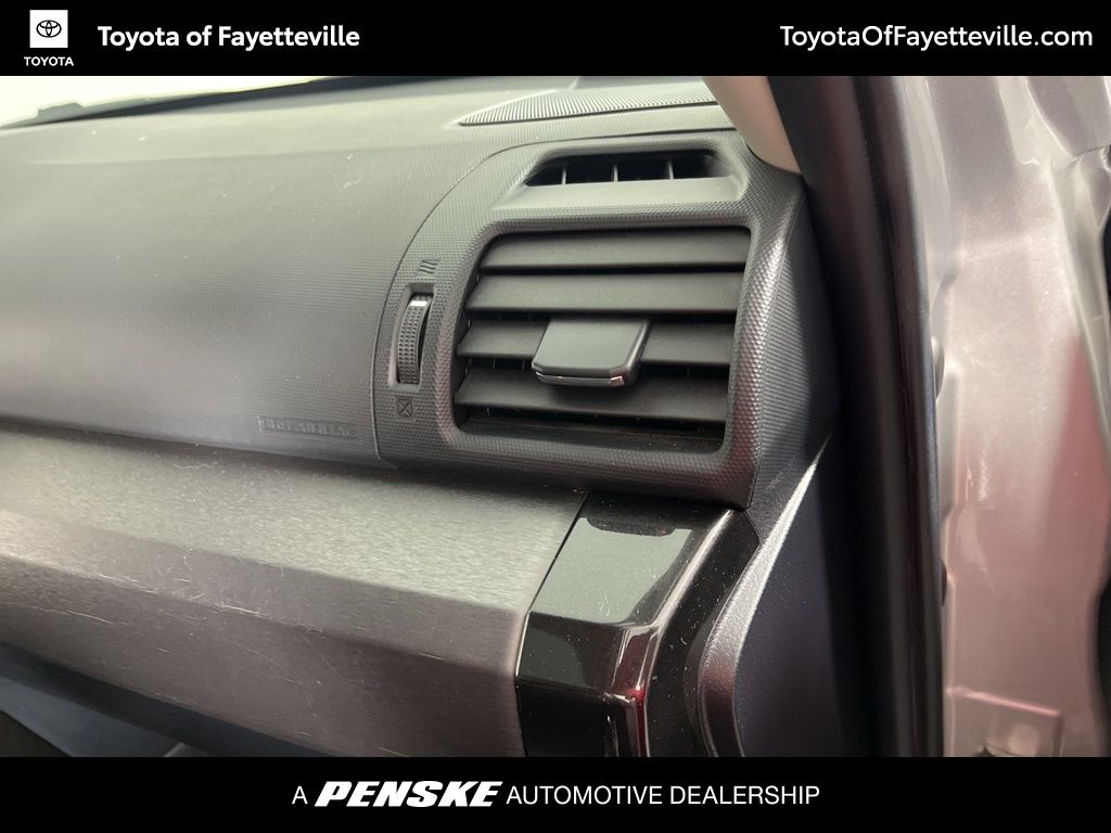 Thumbnail: 2021 Toyota 4Runner - 18