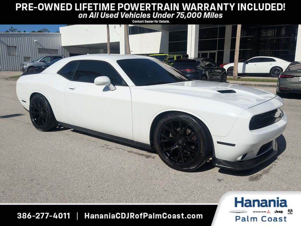 White Knuckle Clearcoat 2021 Dodge Challenger Coupe Rear-Wheel Drive 8-Speed Automatic