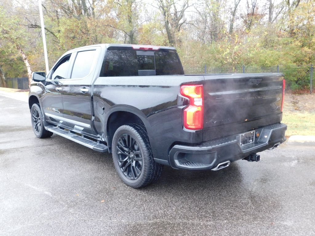 2023 Chevrolet Silverado 1500 High Country 10