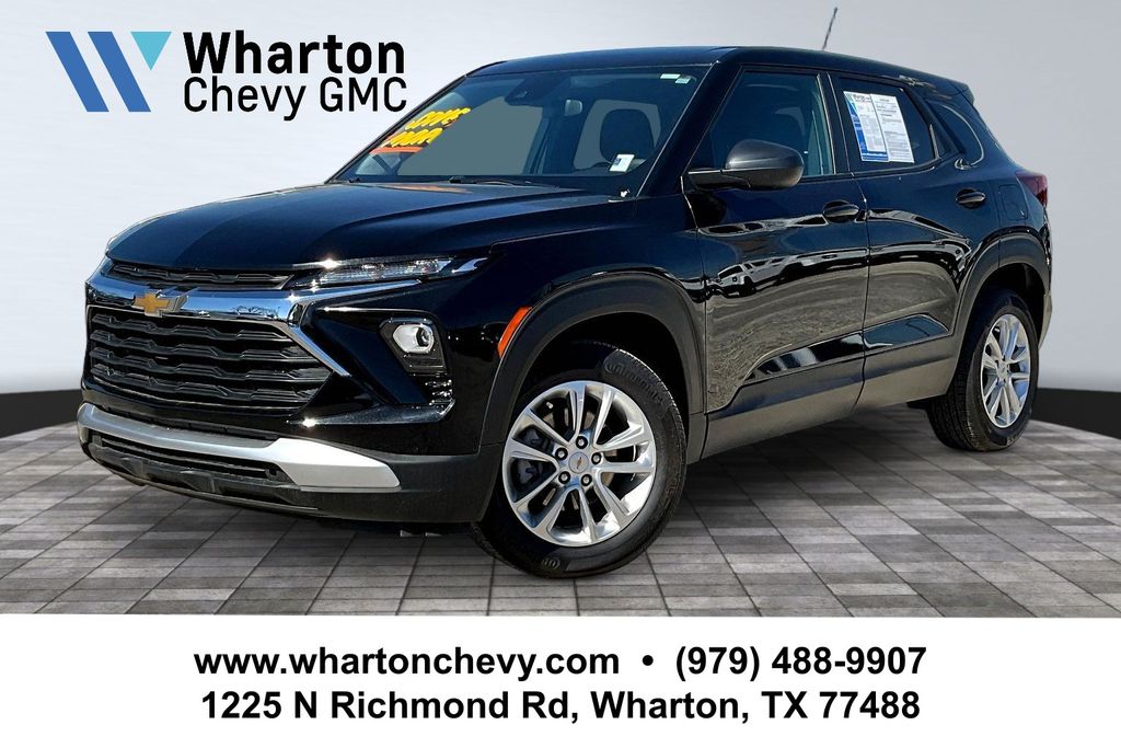 2025 Chevrolet Trailblazer LS FWD