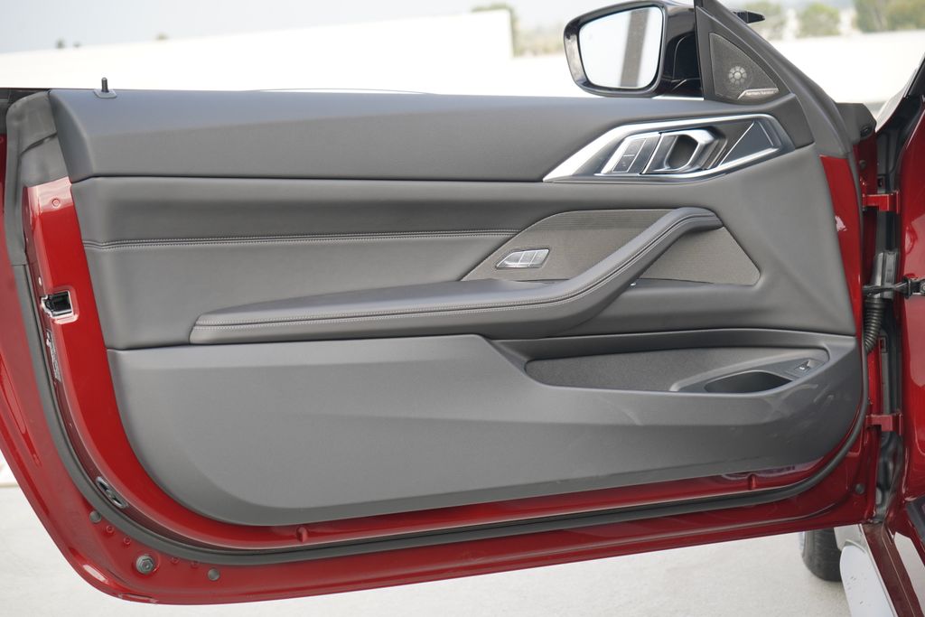 Thumbnail: 2026 BMW M4 - 12