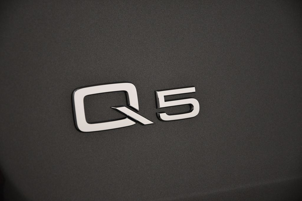 2025 Audi Q5  9