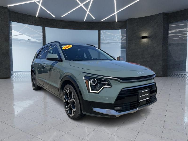 2023 Kia Niro EX Touring FWD