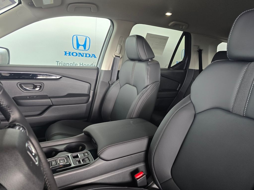 Thumbnail: 2026 Honda Passport - 14