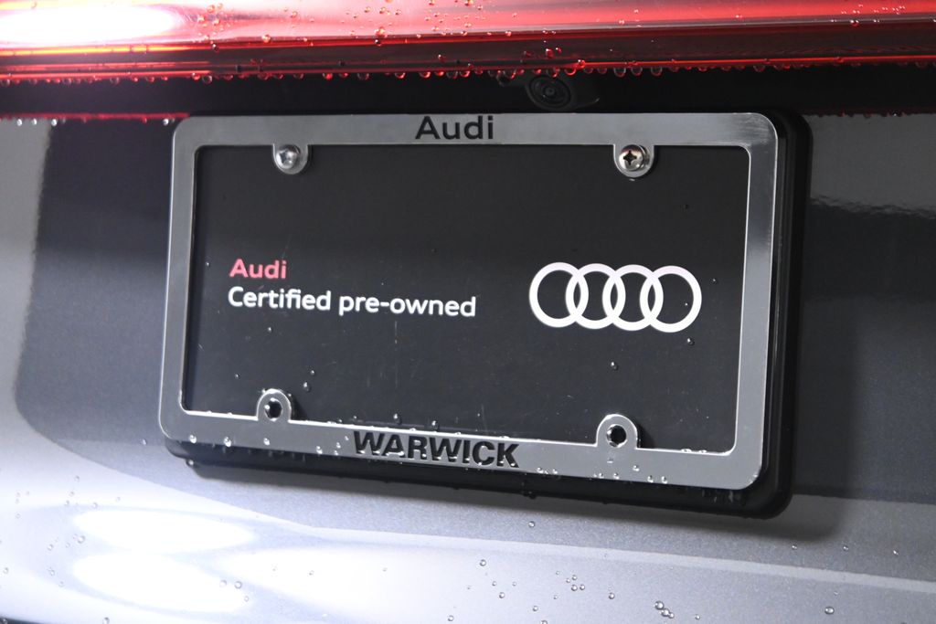 Thumbnail: 2025 Audi Q5 - 14