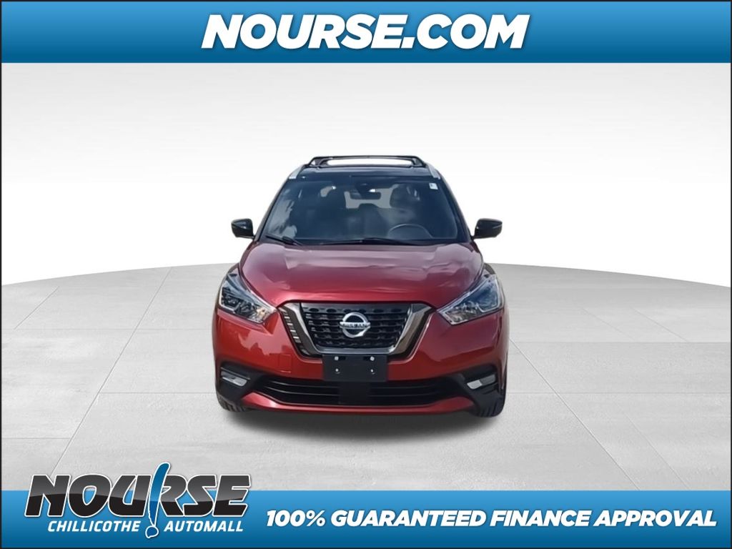 2020 Nissan Kicks SR photo