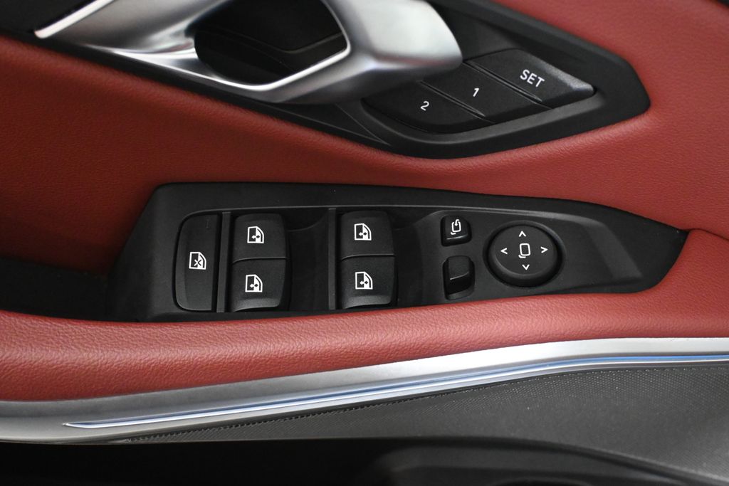 Thumbnail: 2024 BMW 3 Series - 25