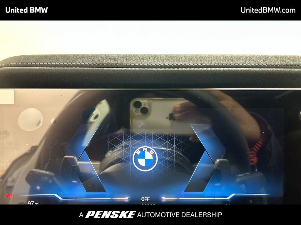 2025 BMW 7 Series 760i xDrive 15