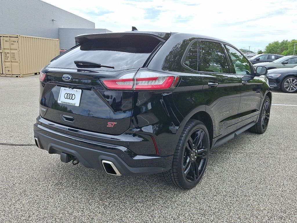 Thumbnail: 2019 Ford Edge - 6