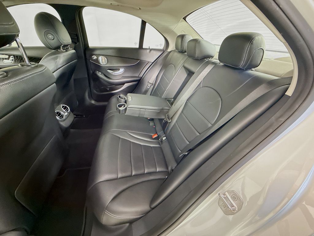 Thumbnail: 2016 Mercedes-Benz C-Class - 22